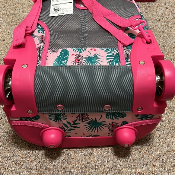NWT JWorld Pink Rolling Backpack - Picture 8 of 13